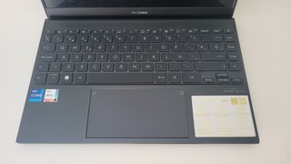 Portátil ASUS ZenBook 13 OLED i7
