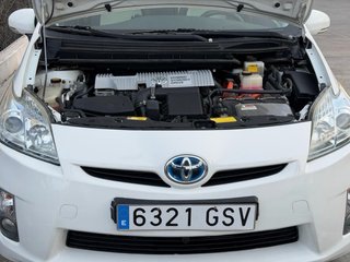 Toyota Prius+ 2011