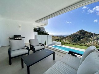 Piso en alquiler en Los Jardines de Marbella - La Ermita en Marbella