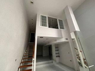 Local comercial en alquiler en Alcantarilla