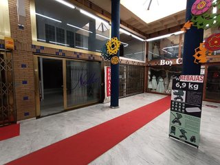 Local comercial en alquiler en Alcantarilla