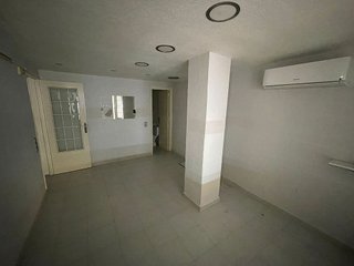 Local comercial en alquiler en Alcantarilla