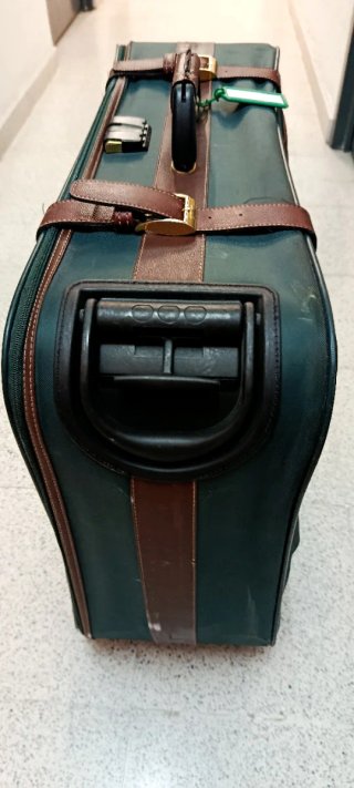 Maleta mediana Samsonite verde y marrón