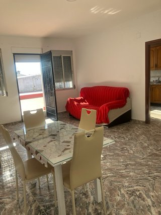 Alquilar alquiler de una habitaciones .