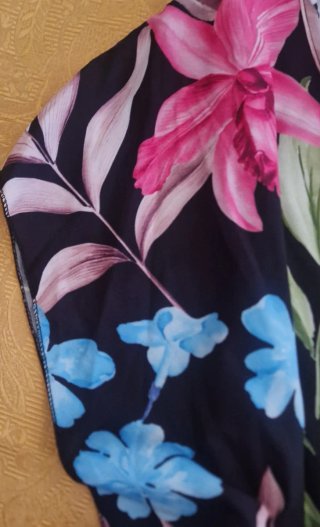 Maglietta donna fantasia floreale