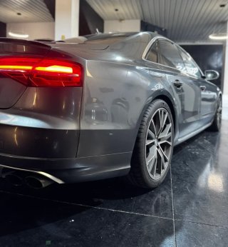 Audi S8 2017