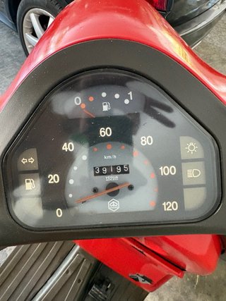 Vespa FL ELESTAR Roja con informe DGT al día.