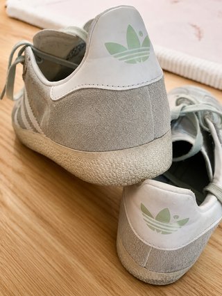 Zapatillas Adidas Gazelle Mujer Gris/Blanco