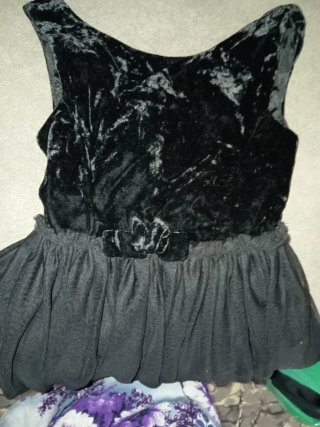 Vestido negro niña terciopelo y tul