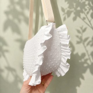 Bolso con volantes