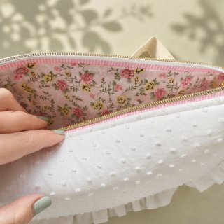 Bolso con volantes