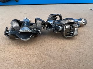 Pedales Shimano XTR PD-M9100