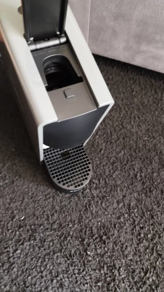 Cafetera Nespresso Essenza Mini Gris