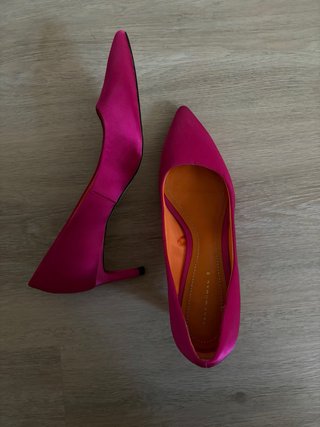 Zapatos de tacón fucsia