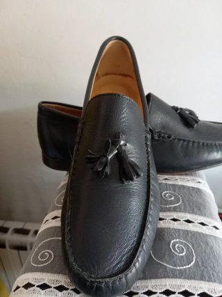 Mocasines de piel negros para hombre