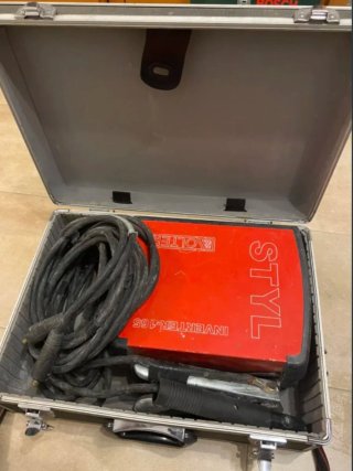 Soldador Inverter Solter STYL 165 + Maletín