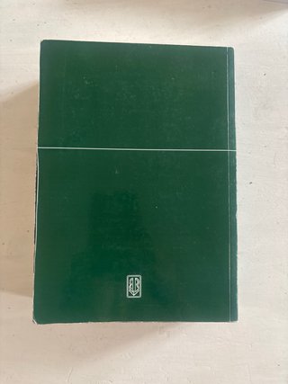 Libro de Historia del derecho en muy buen estado.