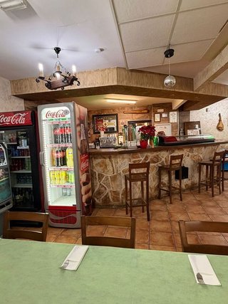Bar en venta en Carrascosa de Henares en Espinosa de Henares