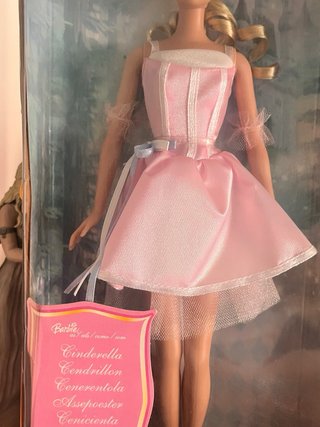 Barbie Cenerentola Principesse 2004