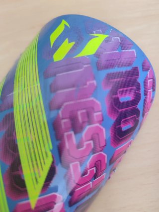 Espinilleras Adidas Messi Infantiles