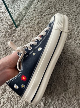 Converse All Star bordadas flores