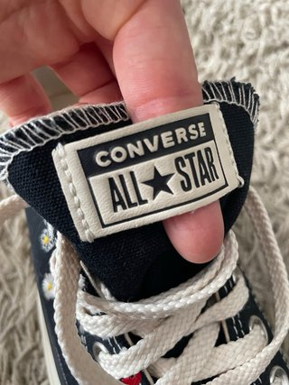Converse All Star bordadas flores
