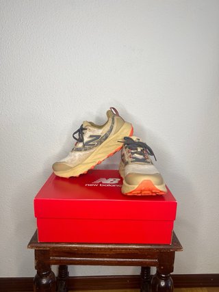 New Balance Fresh Foam X Hierro v9 Talla 45 UN USO