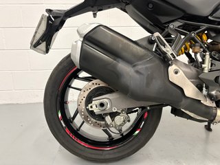 Ducati Monster 821 Dark Negra