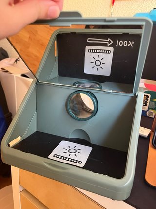 Proyector móvil verde
