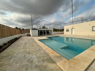 Chalet en alquiler en Peña de las Águilas en Elche