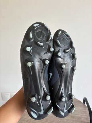 Botines de fútbol Nike Phantom 6 Low Acad Fg/Mg