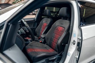Volkswagen Golf GTI TCR (2019)