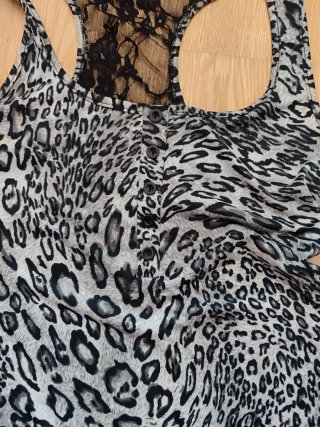Camiseta tirantes animal print Talla S