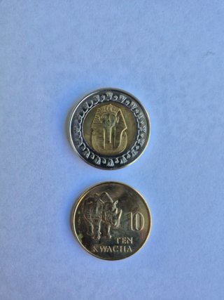 LOTE DE 24 MONEDAS DE AFRICA