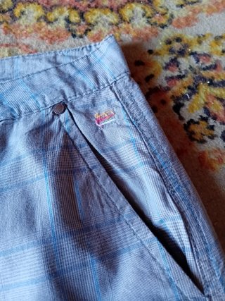 Bermuda de hombre a cuadros