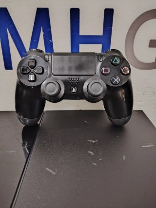 PS4 500GB Negra  1 Año Garantía