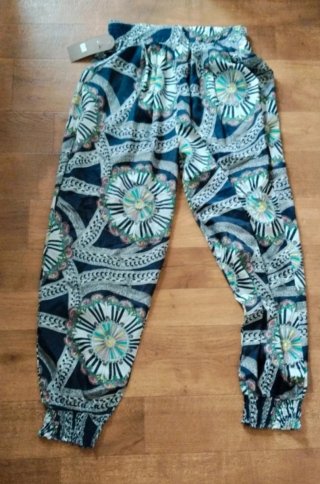 Pantalón estampado verano talla 38