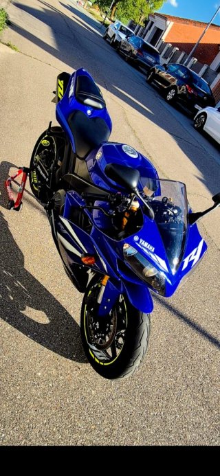 Yamaha R1 2007 Azul