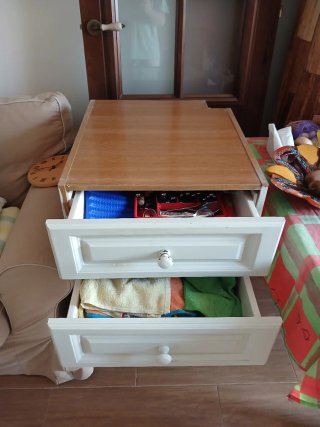 Muebles de cocina beige y madera