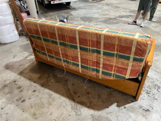 Sofá Cama con Cama de Arrastre