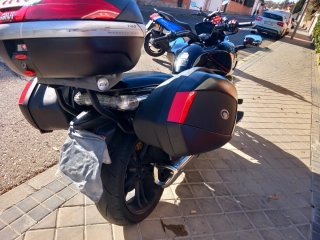 Honda NT700V modelo DN01 Negra