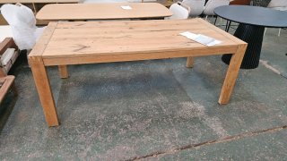 Mesa extensible Kave Home madera