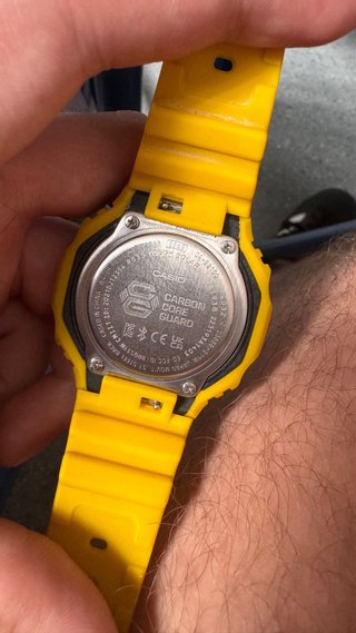 Reloj G-Shock Amarillo y Negro
