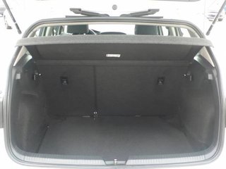 Volkswagen Golf Berlina 2.0 TDI