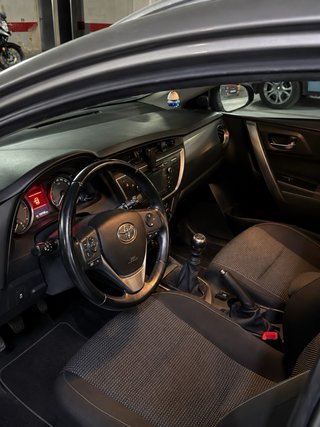 TOYOTA AURIS TOURING SPORTS 120D 120 CV