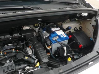 Peugeot Partner Standard 600kg BlueHDi 73kW 4 Puertas