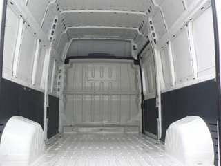 Citroën Jumper BlueHDi 103KW (140CV) Furgón 35L3H3 4 P