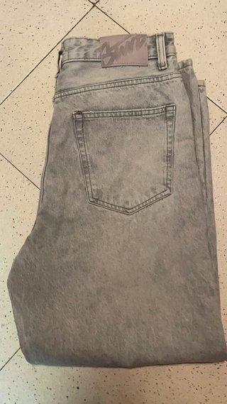 Pantalones oversize Pull&Bear grises