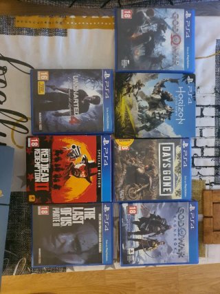 PS4 Slim 1TB Uncharted + Giochi. Prezzo negoziabile