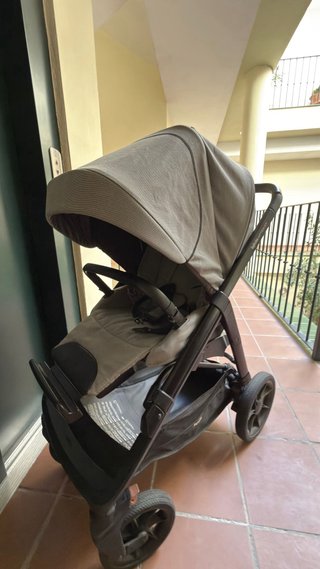 Carro Bebé Inglesina Aptica XT Gris